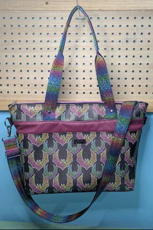 swiftly-zip-tote-gothic-bat-print-bag