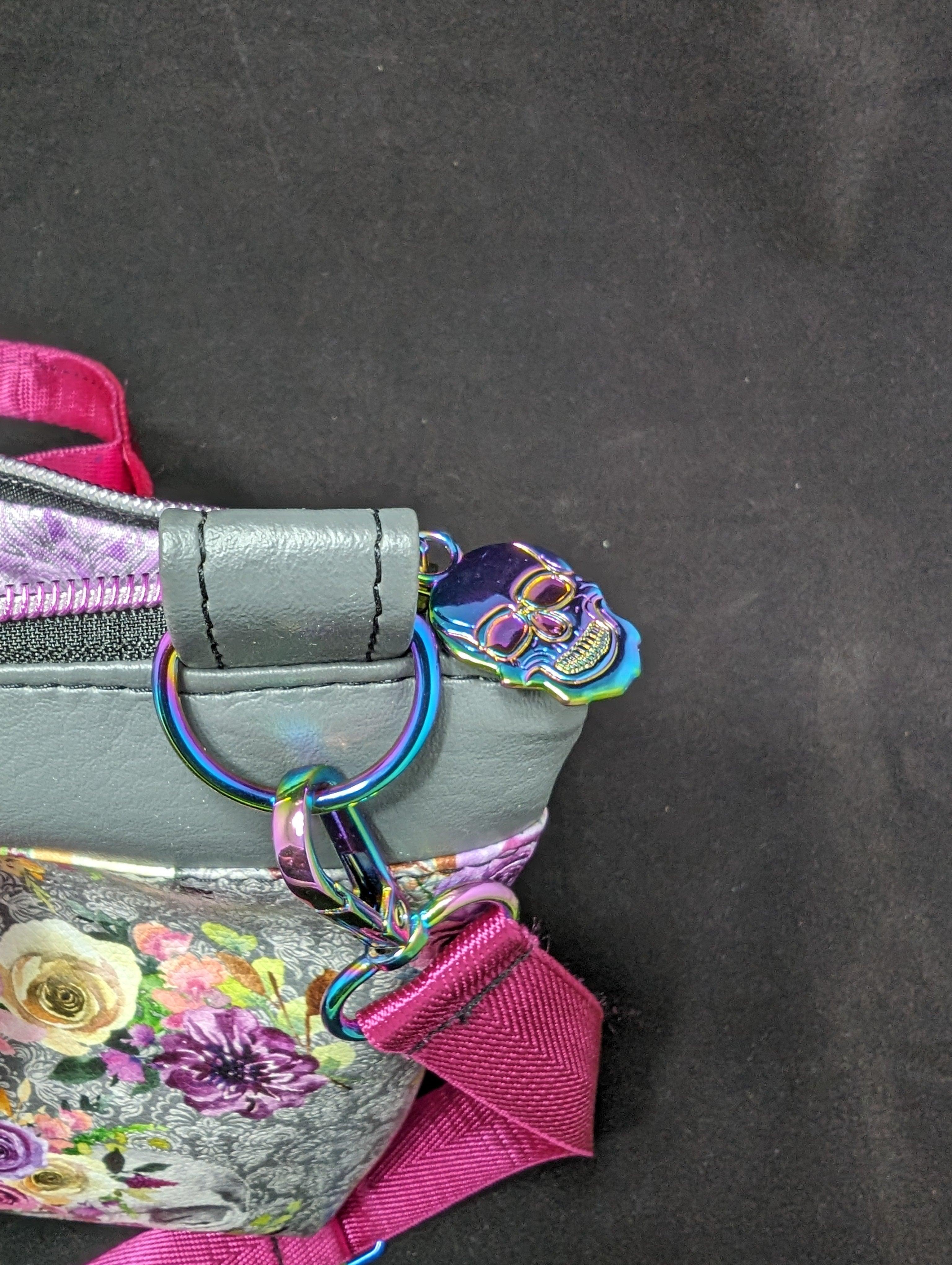 Skull & Roses Pink and Gray Purse - IV BAGS & THINGS