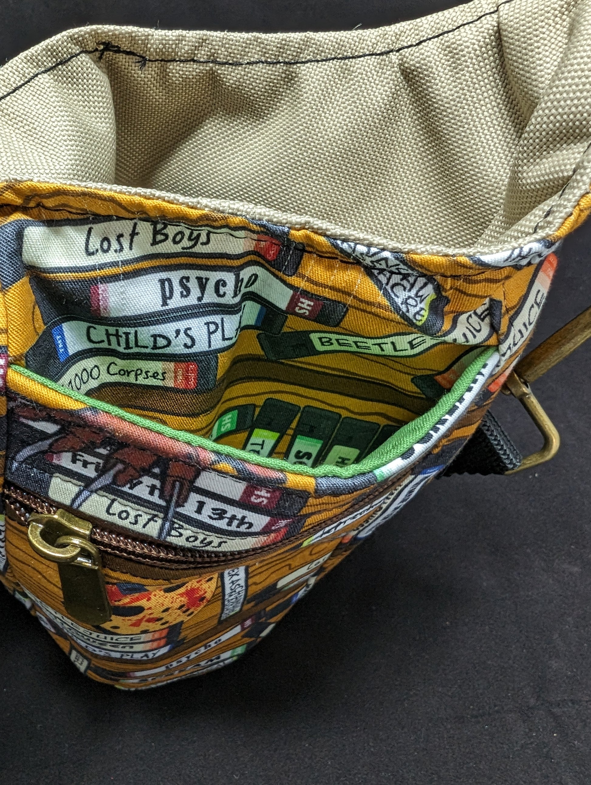 Water Bottel Holder Scary Movies - IV BAGS & THINGS